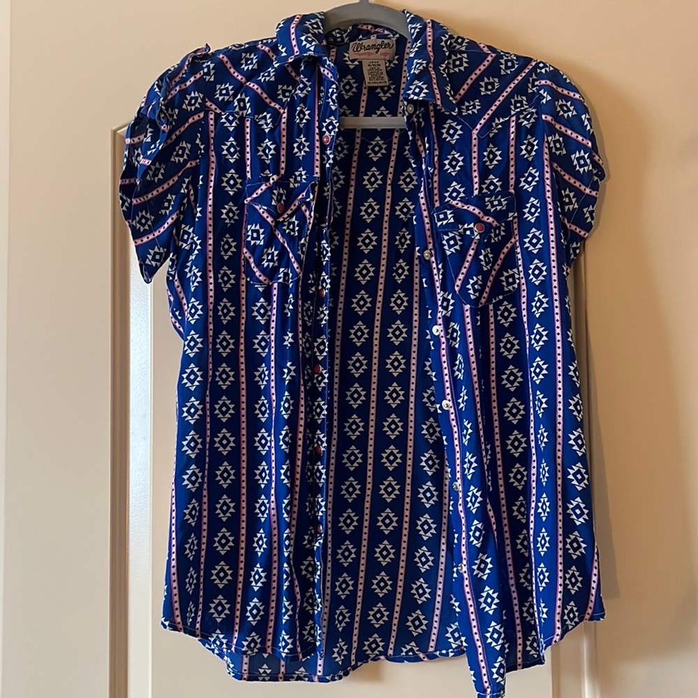 Wrangler Tribal Pattern Button Down Short Sleeve